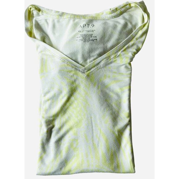 APT. 9 ESSENTIALS SHORT SLEEVE T-SHIRT, WOMENS, XL, YELLOW & WHITE TIE DYE VNECK - Picture 7 of 8